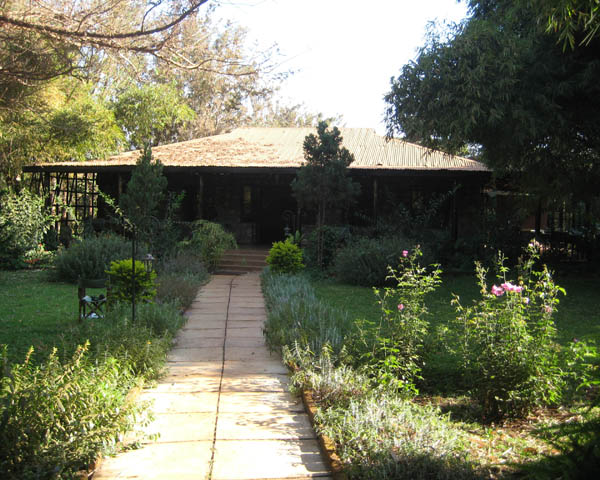 safari lodge